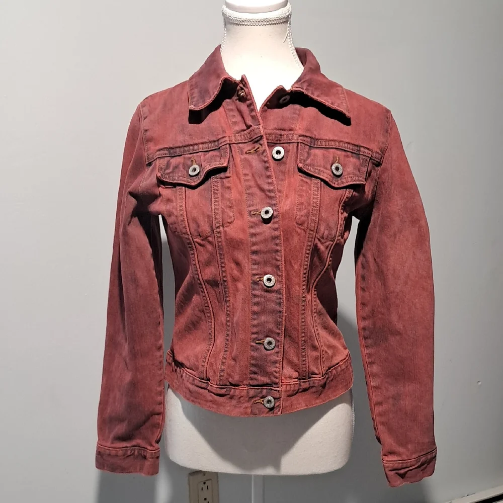 GAP Womans Jean Jacket.‎ Size Small. Pink with Blue.